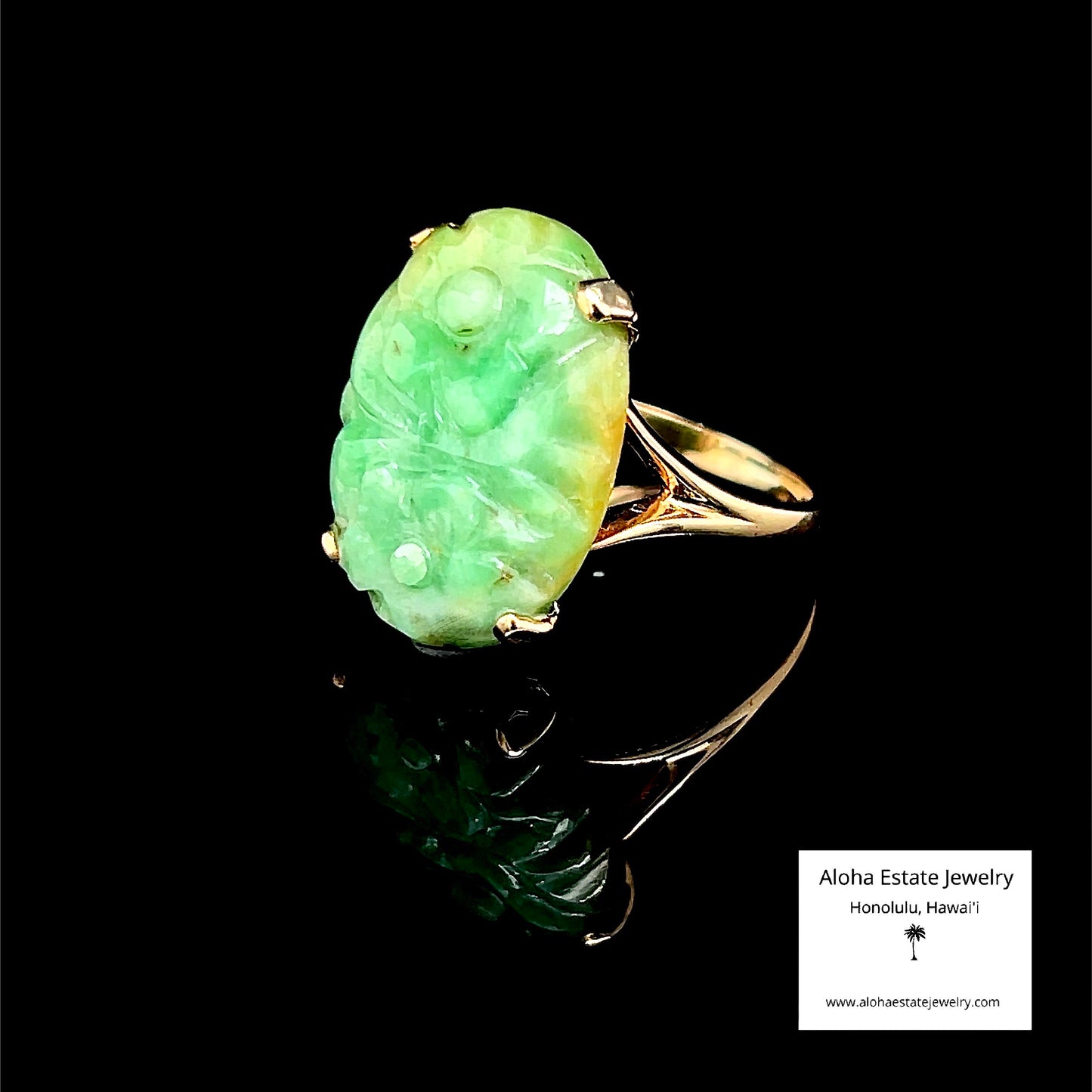 Vintage 14k Carved Jadeite Cabochon Ring