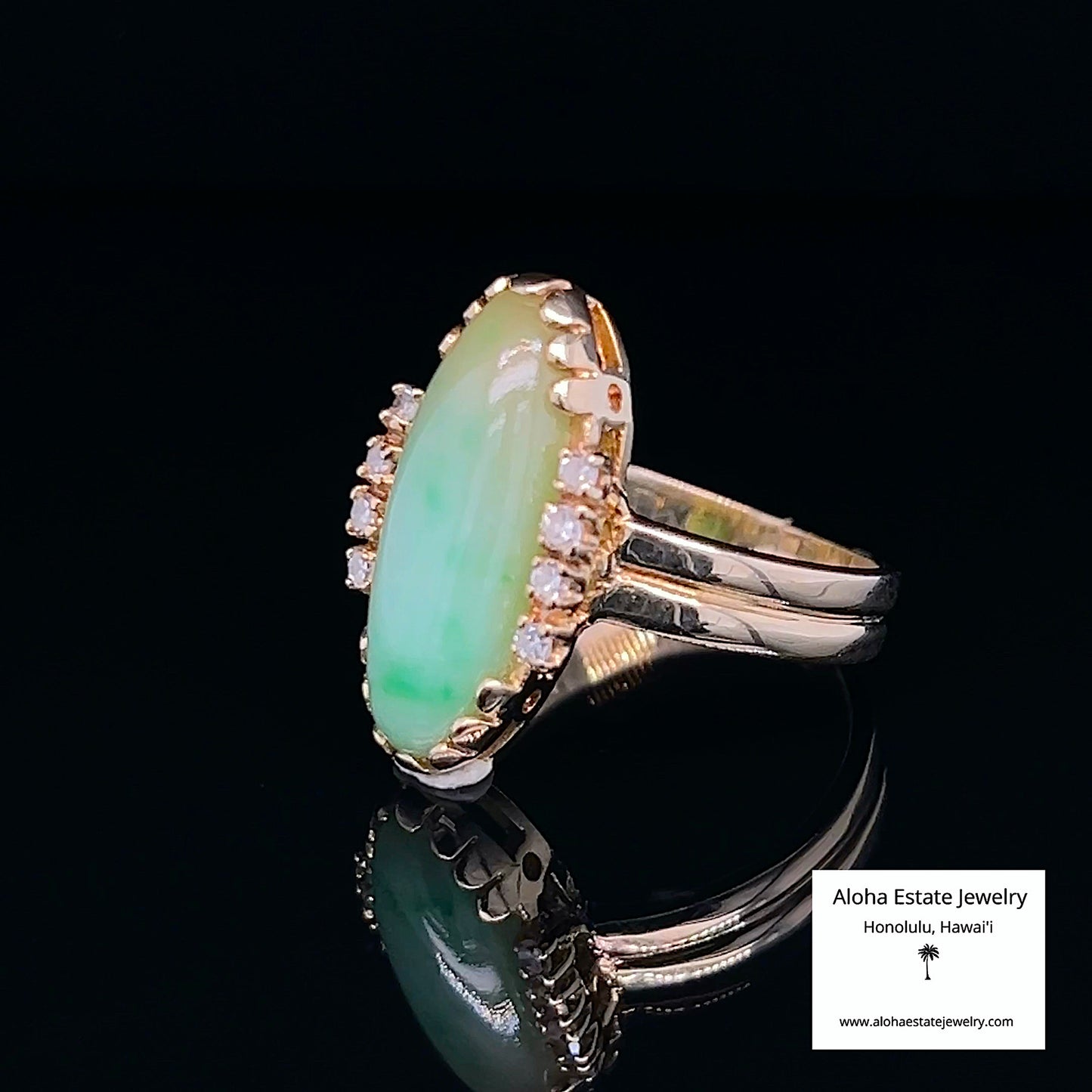 Vintage Jadeite and Diamonds Cabochon Ring