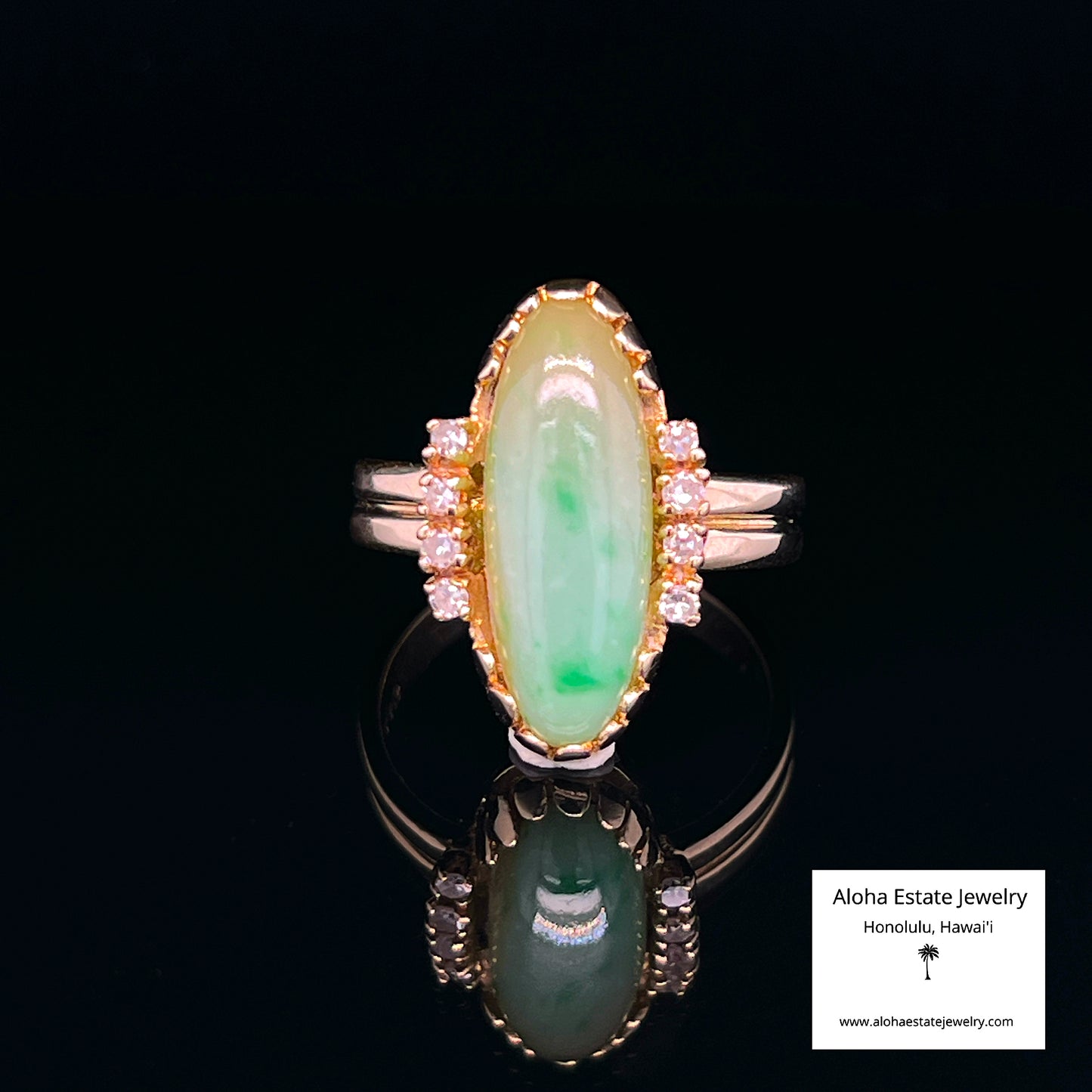 Vintage Jadeite and Diamonds Cabochon Ring