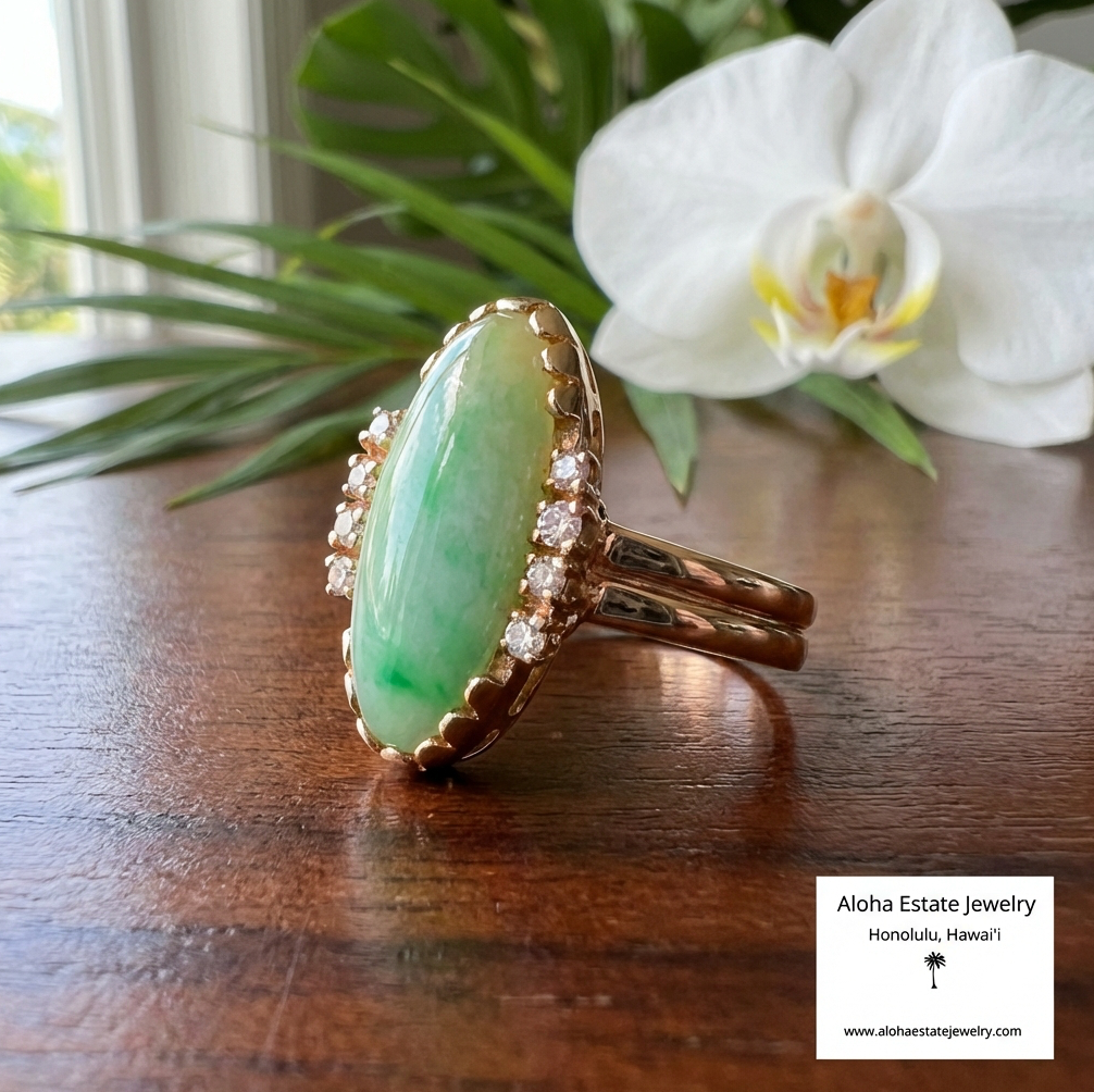 Vintage Jadeite and Diamonds Cabochon Ring