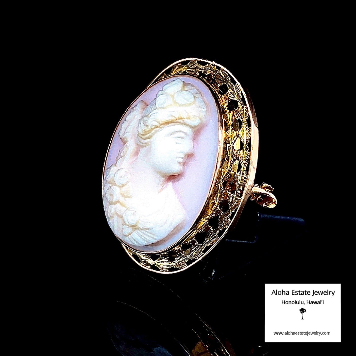 Vintage Hand Carved Conch Shell Cameo Brooch