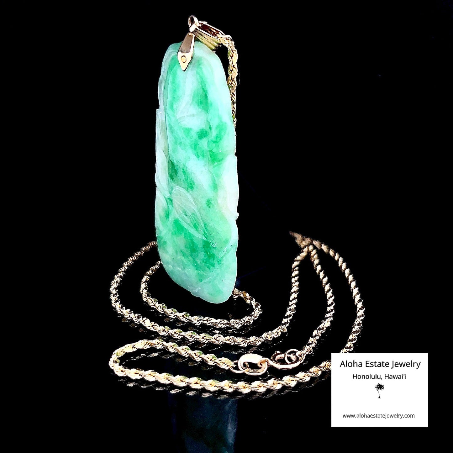 Vintage 14K Carved Leaf and Vine Jadeite Pendant