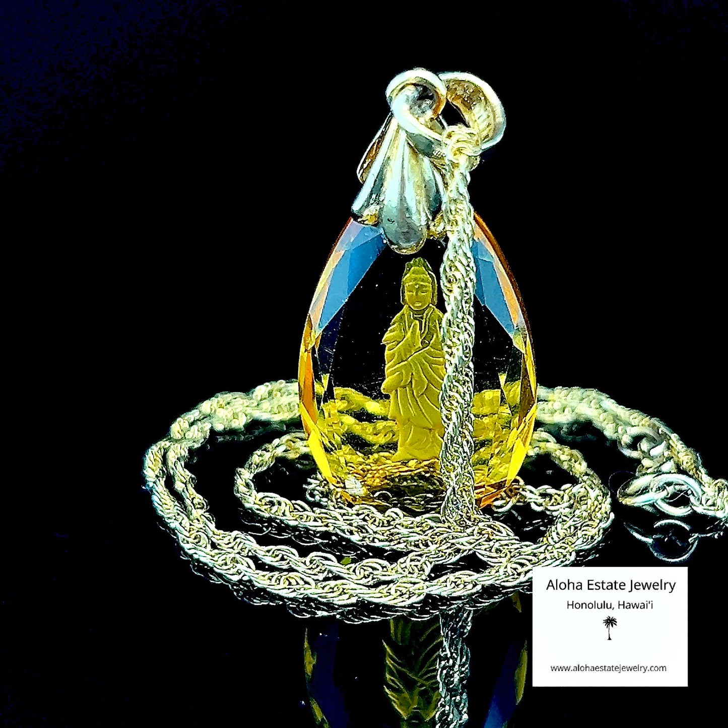 Vintage Quan Yin Intaglio Cut Pendant