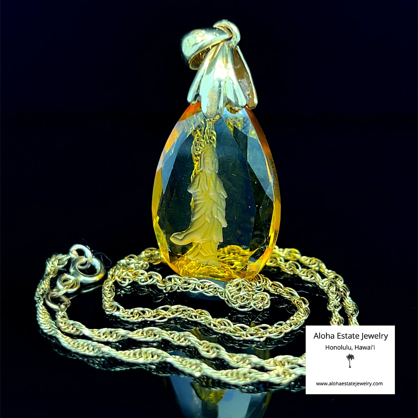 Vintage Quan Yin Intaglio Cut Pendant